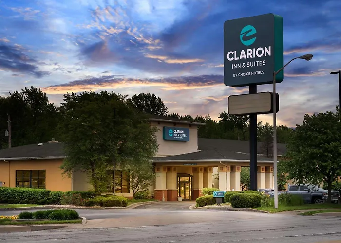 Clarion Inn & Suites Northwest