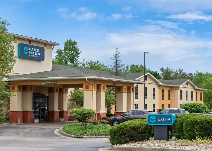 Clarion Inn & Suites Northwest