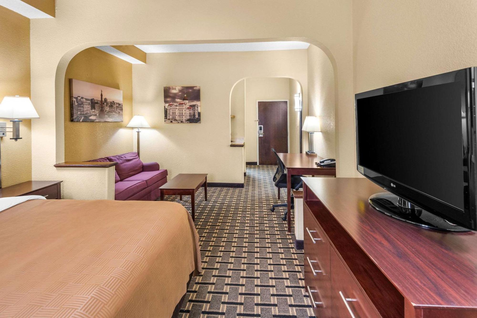 Clarion & Northwest 3* Indianápolis